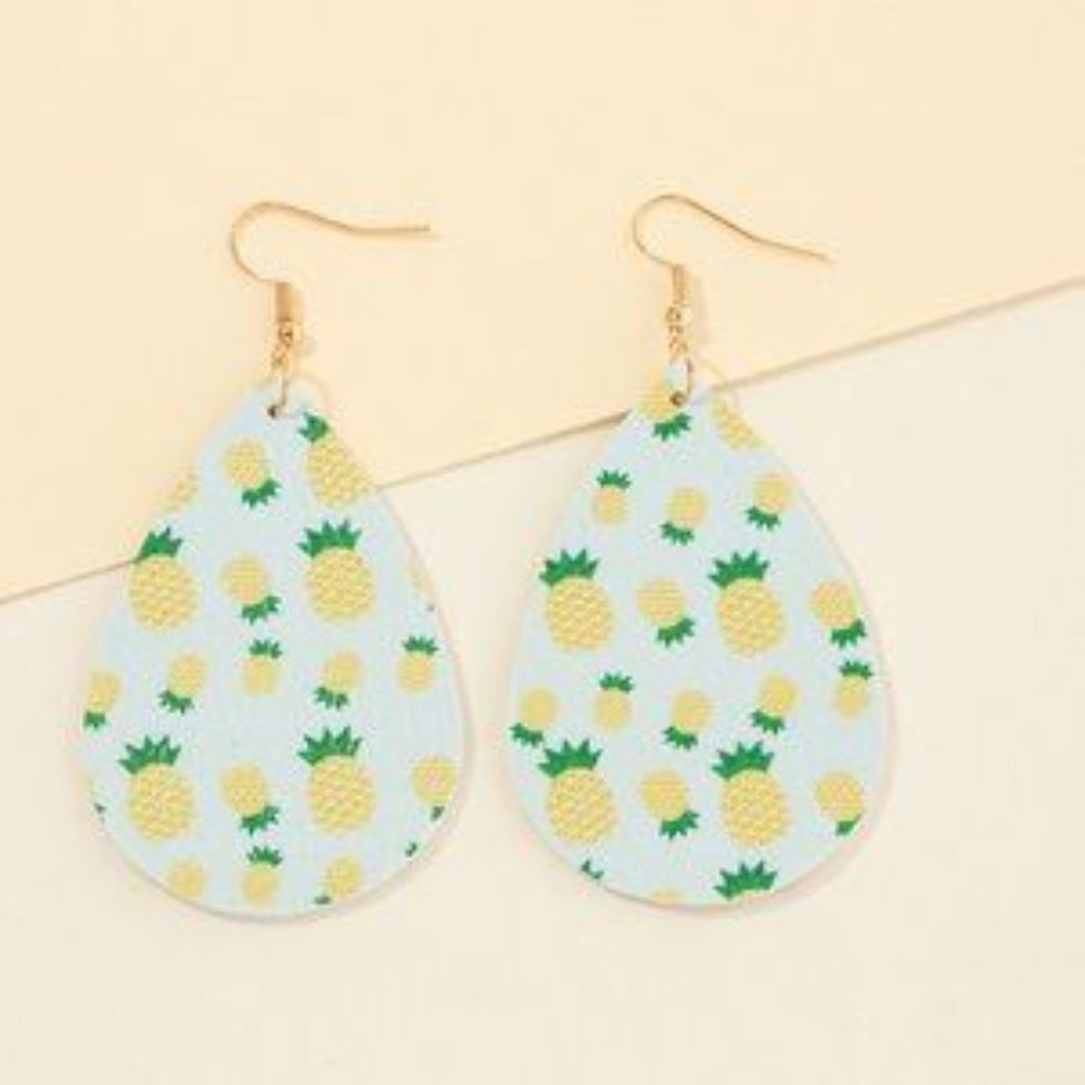 Trendy Pineapple Print  PU Leather Earrings